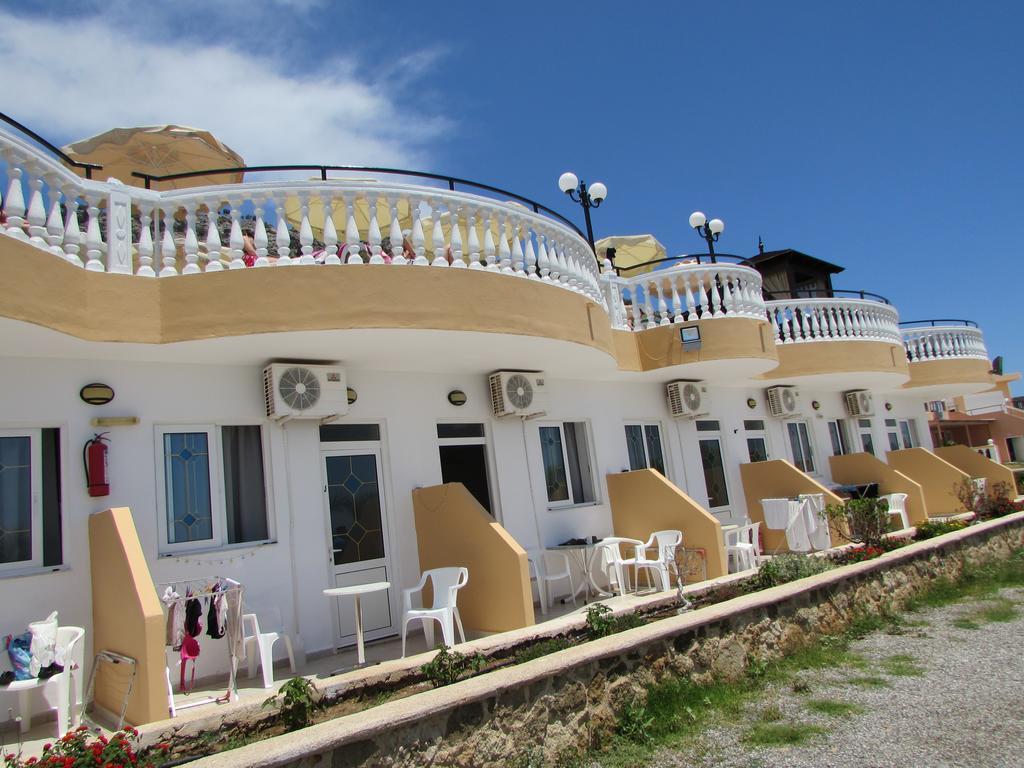 Coralli Apartments Pefki Exterior foto